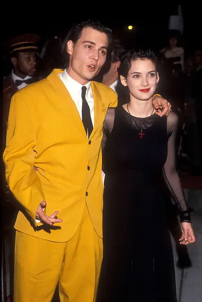 Johny Depp i Winona Ryder w 1990 r. / Getty Images