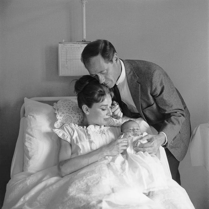 Odri Hepbern i Mel Ferer sa sinom Šonom