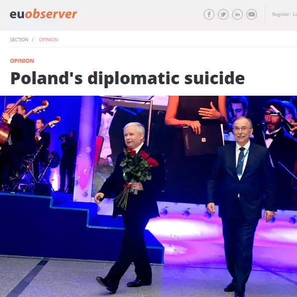 Dyplomatyczne samobójstwo PiS