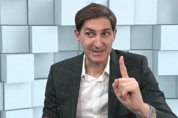 "Ne cedite limun, evo kako JA ZAPOČINJEM DAN ZIMI": Dr Dejan Čubrilo o PRAVILNIM JUTARNJIM NAVIKAMA da bi nam KORTIZOL BIO VISOK i ovo nas je zateklo