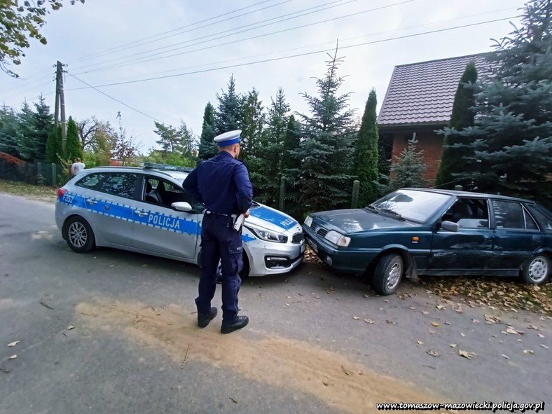 Próbował uciekać Polonezem. Nie udało się