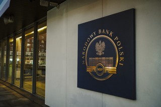 Zasada niezależności banków centralnych jest w Europie przestrzegana bardzo rygorystycznie