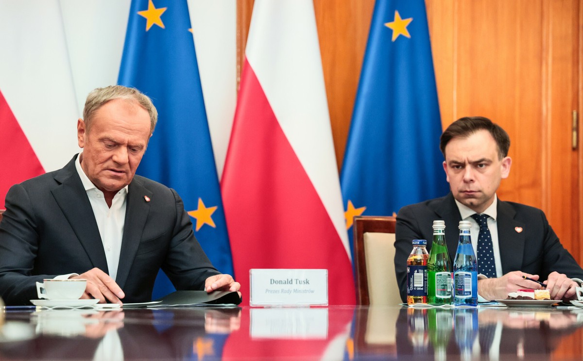 Najnowsze dane o deficycie Polski. Spadek dochodów i rekordowe wydatki