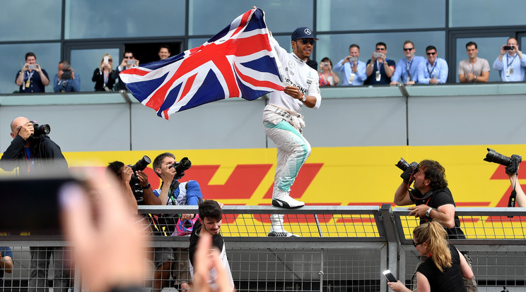 Vajon ünnepelhet még futamgyőzelmet Lewis Hamilton Silverstone-ban? /Fotó: AFP