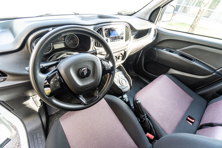 Projekt FSE jest w pełni finansowany ze środków prywatnych, z kapitałem od inwestorów polskich, niemieckich i hiszpańskich. Firma zapowiada, że chce otworzyć okno inwestycyjne dla polskich inwestorów społecznościowych. Dlatego wkrótce nowo powstała spółka FSE Holding SA rozpocznie pierwszą kampanię crowdfundingową, która promowana będzie na platformie Crowdway.pl, jednej z wiodących polskich platform finansowych w Polsce.