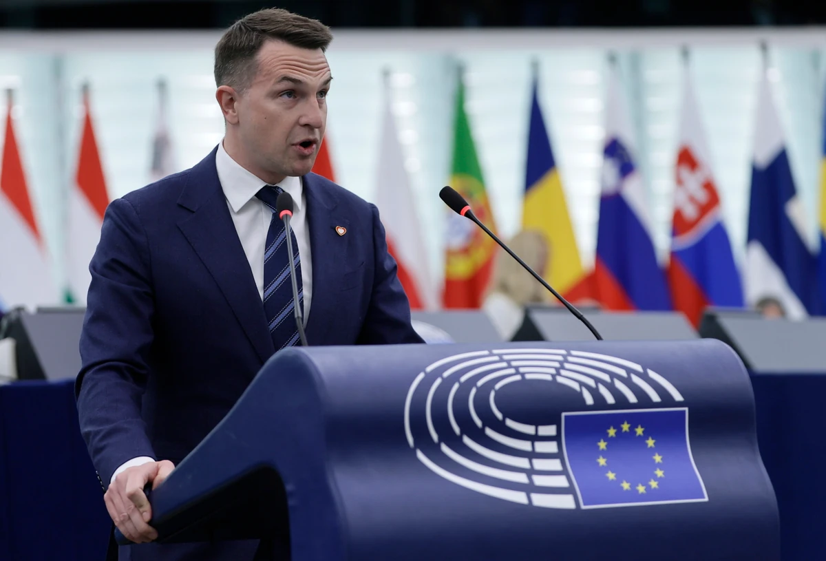 "Powinien się pan wstydzić!" Polski minister zrugany w Parlamencie Europejskim