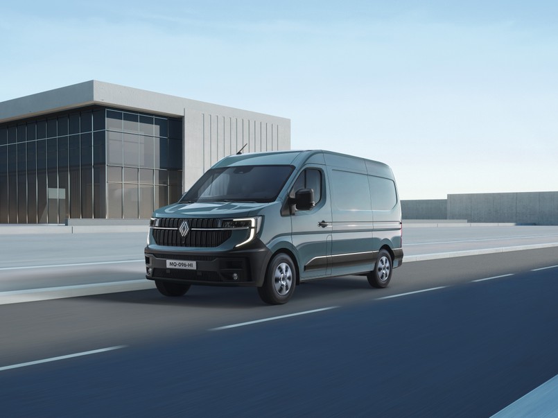 Renault Master E-Tech, elektryczny van Renault z zasięgiem do 460 km