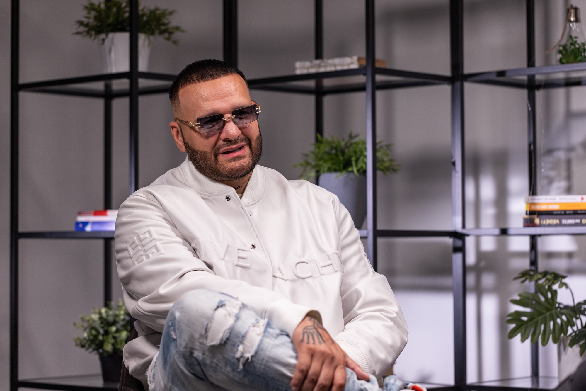 Raper Patrik Rytmus Vrbovský v podcaste Off Record.