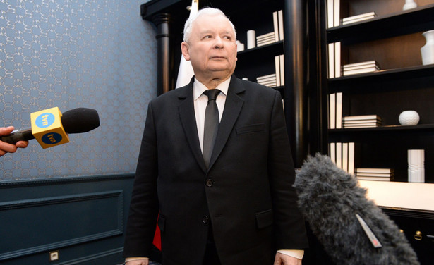 Prezes PiS poinformował, że będą dalsze kontakty. "Wydaje mi się, że ta dzisiejsza wizyta pani kanclerz przyniesie dobre rezultaty" - zaznaczył Kaczyński.