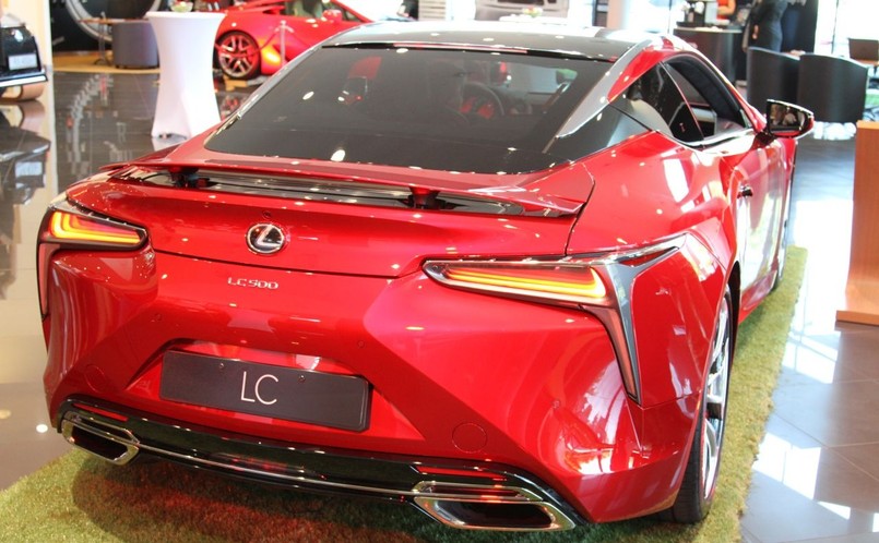 Lexus LC