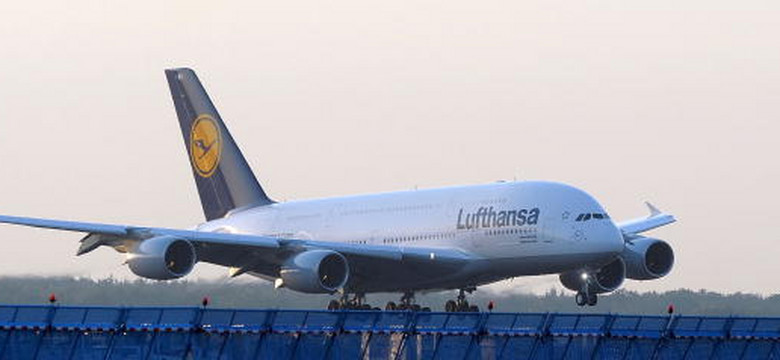 Dramatyczne sceny na pokładzie Airbusa A380 Lufthansy na trasie z Monachium do Bangkoku