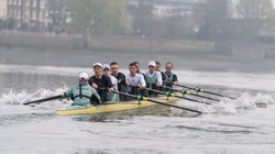 Słynne regaty wioślarskie uniwersytetów Oxford i Cambridge odwołane