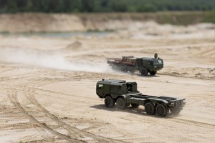 Nadciąga Jelcz 3. generacji. Rewolucyjna ciężarówka trafi do Wojska Polskiego