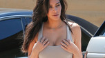 Kim Kardashian po raz kolejny eksponuje figurę