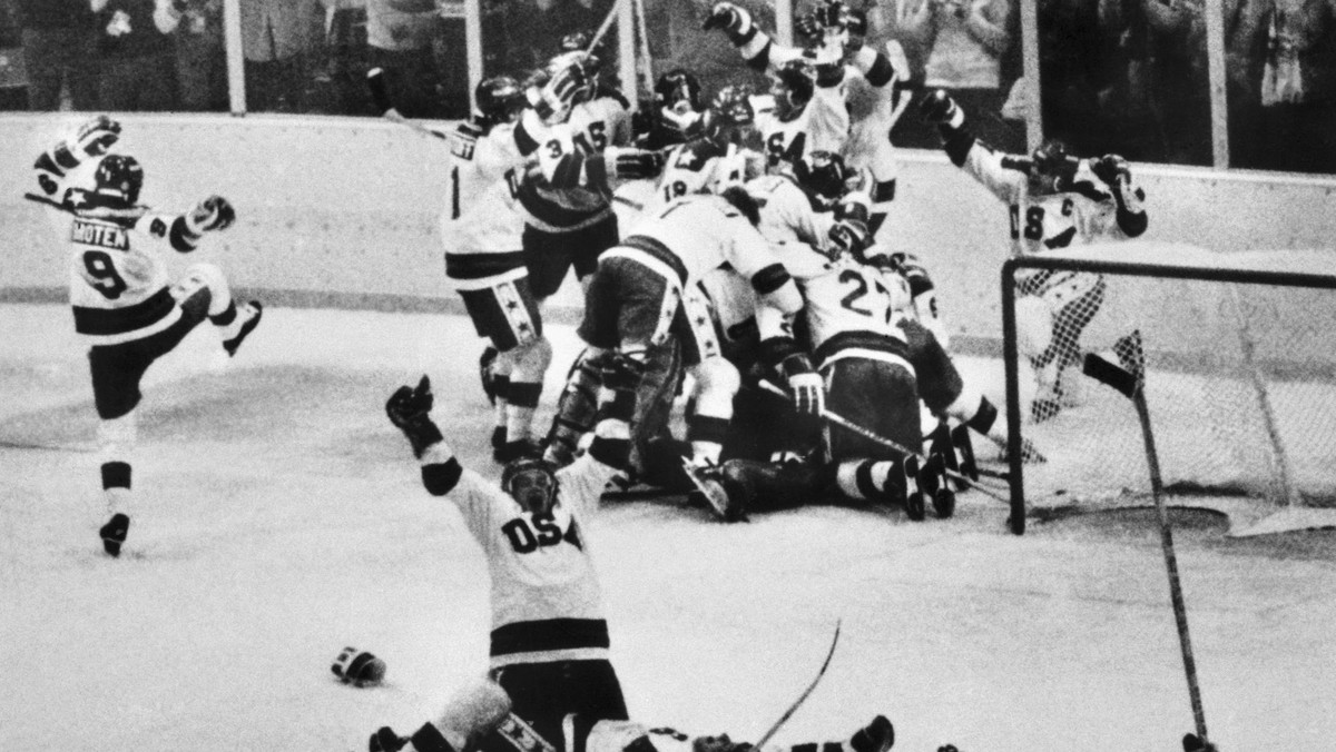 United States Hockey Team Celebrates Victory on the Ice