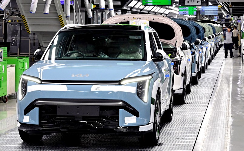 Kia EV3 już w produkcji seryjnej