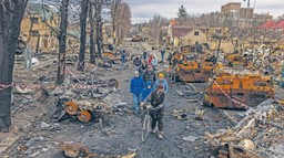 "Zachód wciąż wierzy, że w Rosji są rozumni ludzie". Ukraina po przejechaniu przez putinowski walec