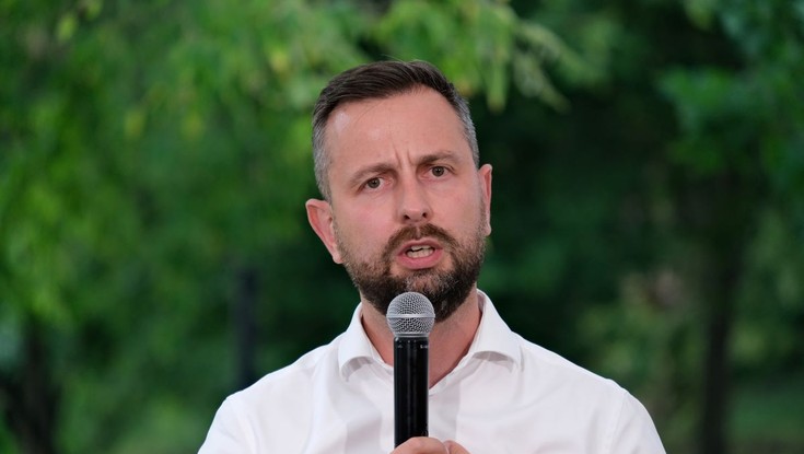 Dwukadencyjność na razie zostanie. Do zgody ciągle daleko