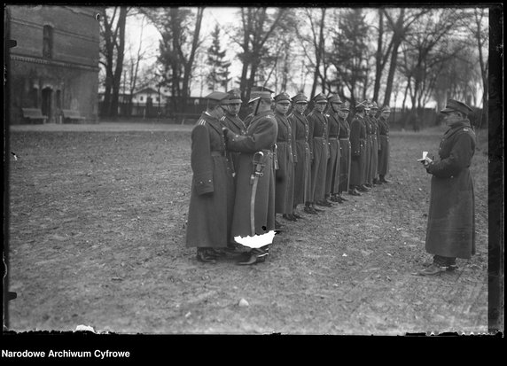 Święto Niepodległości w 1 Pułku Strzelców Konnych, rok 1938.