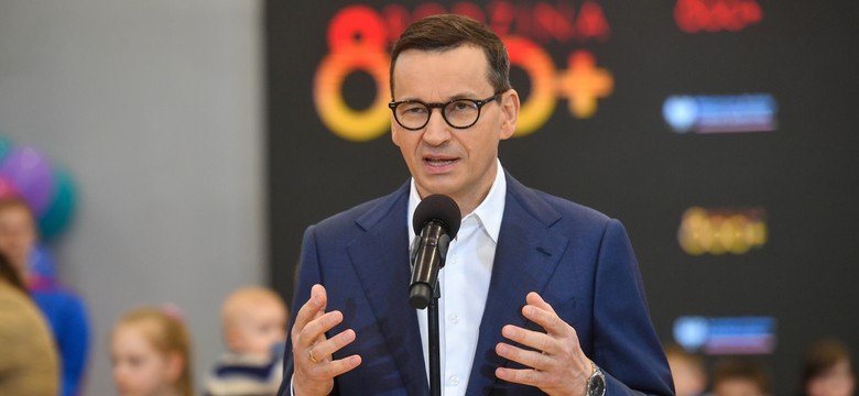 Konflikt MON - wojsko. Morawiecki: Mam pełne zaufanie do...