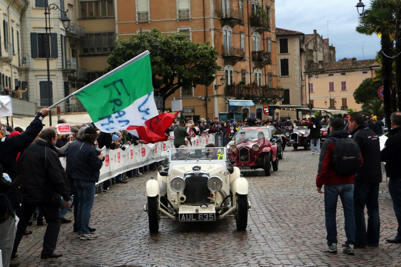 Słynny wyścig Mille Miglia 2014 bez Polaków