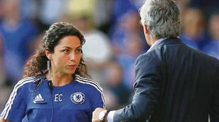 Mourinho nekirontott a szexi Chelsea-orvosnak