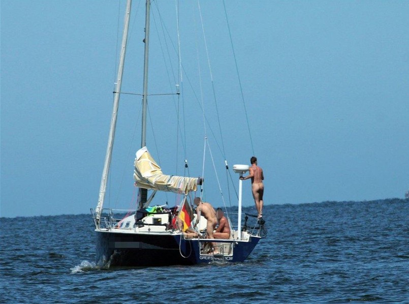 Nadzy Niemcy kąpali się w Bałtyku