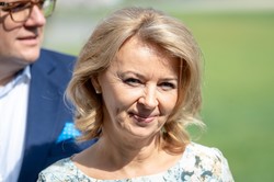 Posłanka KO: Na manifestacji policjant popchnął mnie i uderzył