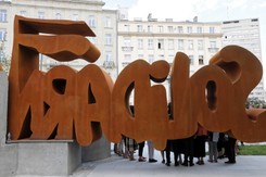 Awantura o pomnik. Piotr Duda: Dopuszczono się kradzieży! Sprawa w prokuraturze