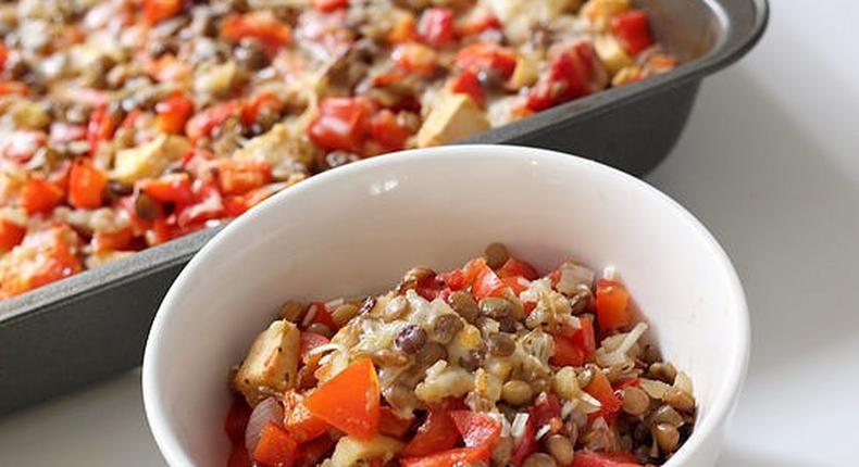 Red pepper and lentil bake