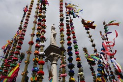 Kolorowe palmy sięgną nieba. Niedziela Palmowa w Lipnicy Murowanej