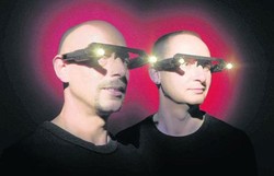 Na elektronicznym festiwalu Audioriver 2020 jedną z gwiazd brytyjski duet Orbital