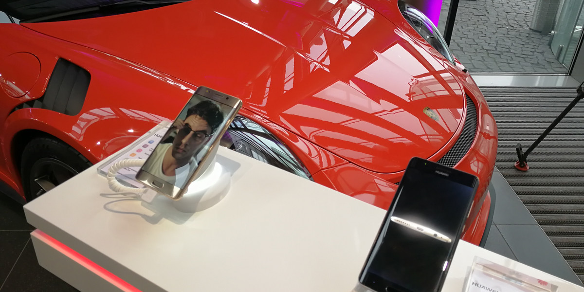 Polska premiera smartfonów Huawei Mate 9 Pro i Mate 9 Porsche Design