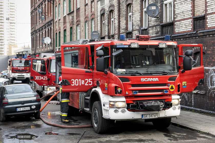 Katowice. Pożar kamienicy przy ul. Karola 