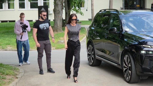 Ceca Ražnatović u modnom hit komadu sezone