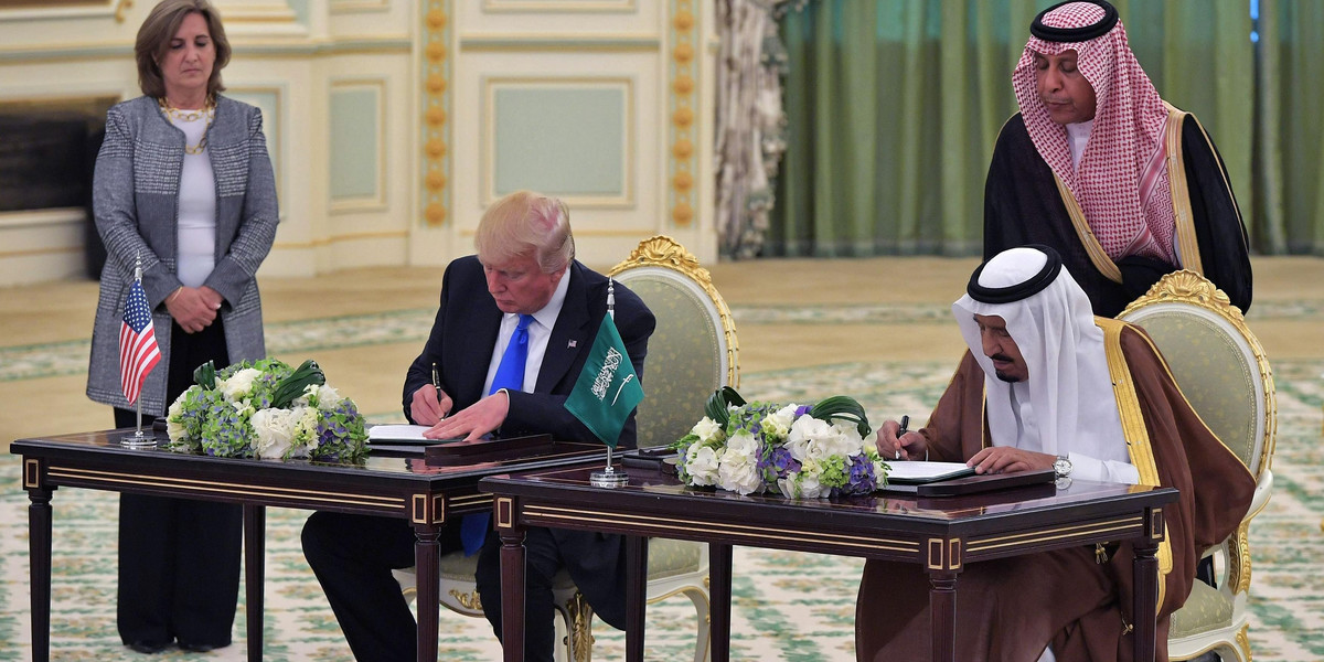 USA i Arabia Saudyjska podpisują umowę na zakup broni