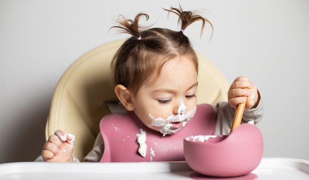 Mala deca, uglavnom, dobro podnose jogurt