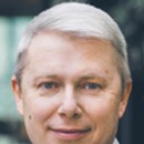 logo Sebastian Szymanek