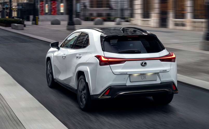 Lexus UX