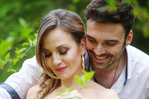 (FOTO) NAJLEPŠE DVORIŠTE U BEOGRADU Zavirite u skrivenu oazu Jelene i Ivana Bosiljčića u srcu Voždovca, živa ograda skriva pravo parče raja