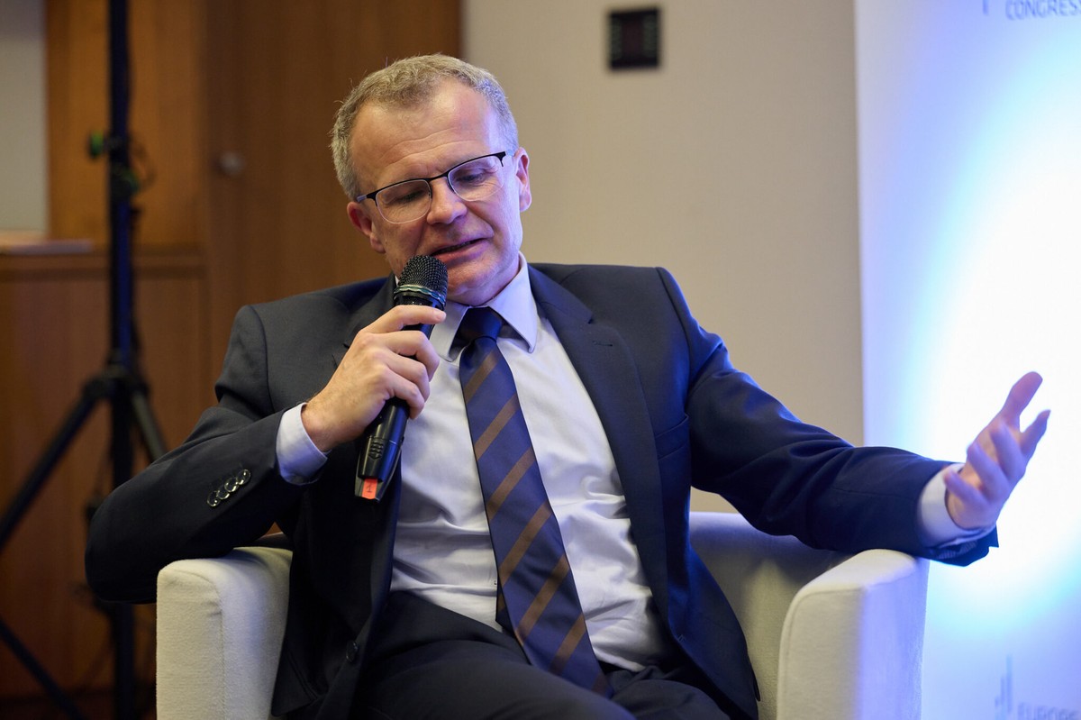 Członek RPP o stopach procentowych w Polsce. "Pięćdziesiąt na pięćdziesiąt"