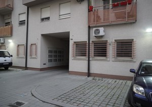 Pančevo, hronika, tela muškarca i žene pronađena u automobilu