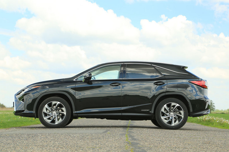 Lexus RX 450h - SUV dla fanów hybryd