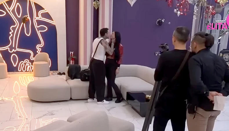 Poljubili se Maja Marinković i Filip Đukić, svi bruje o njihovim scenama
