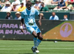 W Anglii najlepszy atak zmierzy się z najszczelniejszą defensywą