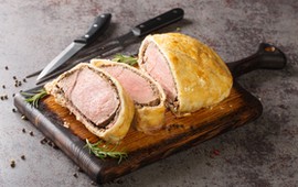 pyszny-obiad-na-sobote-podajemy-przepis-ty-gotujesz-poledwiczki--la-wellington