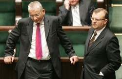 Zbuntowani prezesi PiS do oślej ławki