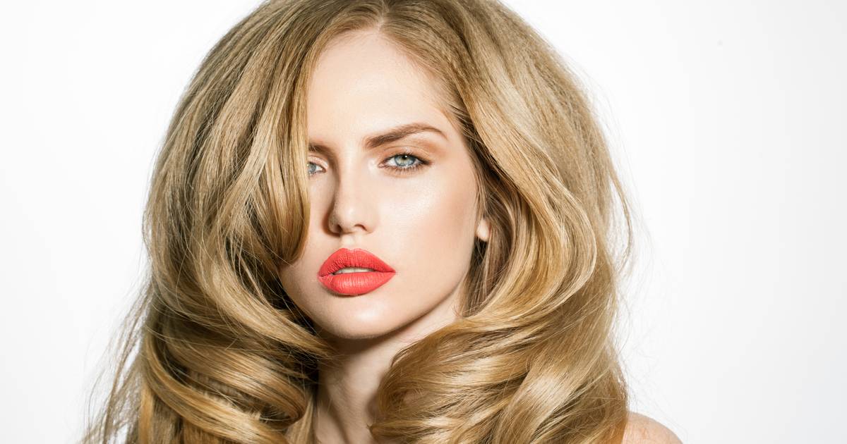 Ta płynna keratyna z biotyną unosi włosy jak niewidzialny wałek. Do tego przyspiesza ich wzrost!