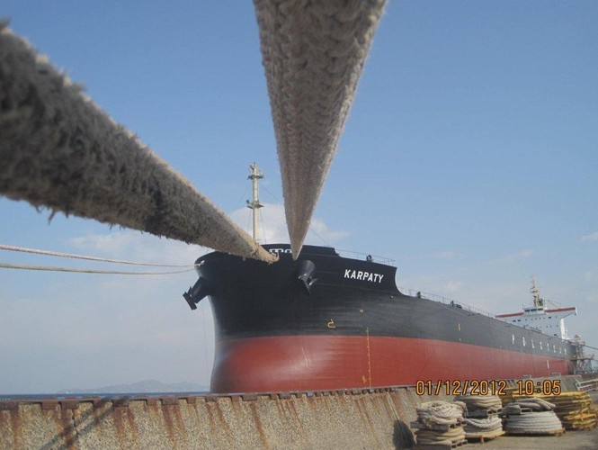 KARPATY to  największy masowiec (statek do przewozu ładunków), jaki pływał we flocie PMŻ w całej 61 letniej historii tej spółki. Jest jednocześnie największym statkiem w historii poslkiej żeglugi.