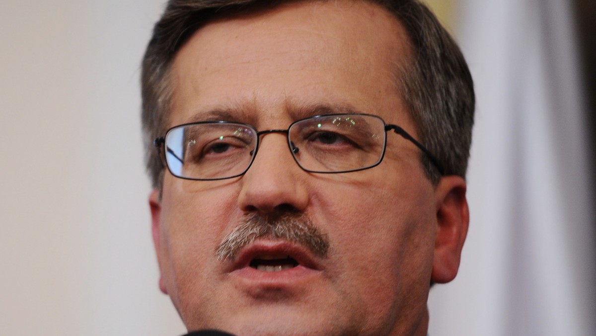 Prezydent Bronisław Komorowski powiedział, że wyremontowany Tu-154M będzie wykorzystywany, "dopóki państwo polskie nie zdobędzie się na bardziej nowoczesne rozwiązania".